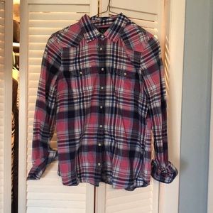 American Eagle button Down western style top